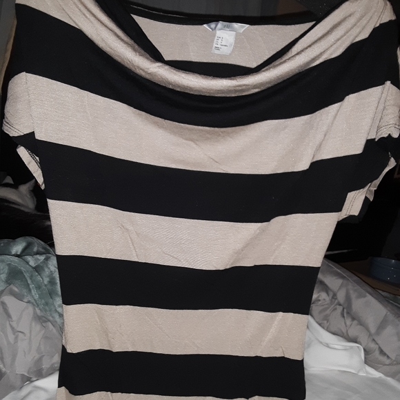 H&M Tops - H&M Light Brown & Black Striped Dolman Shirt Small